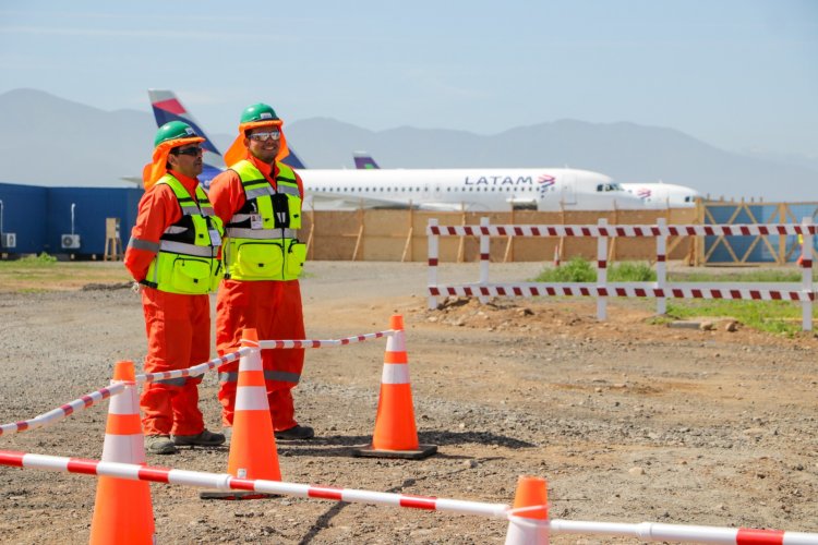 Gobierno Regional y sector aéreo acuerdan hoja de ruta para fortalecer el Aeropuerto La Florida Gobierno Regional y sector aéreo acuerdan hoja de ruta para fortalecer el Aeropuerto La Florida