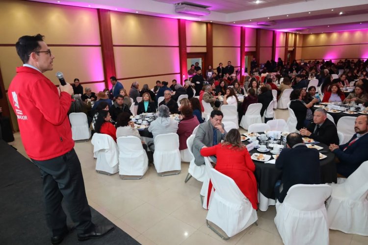 Más de 500 dirigentes sociales fortalecen sus capacidades en exitosa jornada en La Serena Más de 500 dirigentes sociales fortalecen sus capacidades en exitosa jornada en La Serena