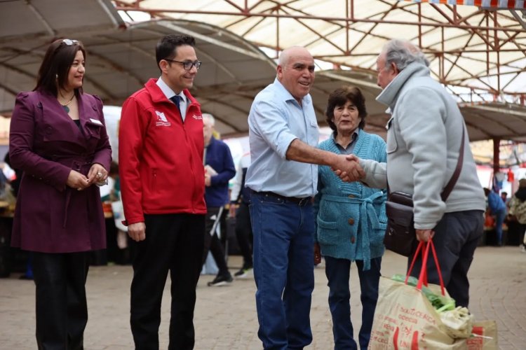 Gobierno Regional presenta diseño del nuevo proyecto Feria de Abastos de La Serena Gobierno Regional presenta diseño del nuevo proyecto Feria de Abastos de La Serena