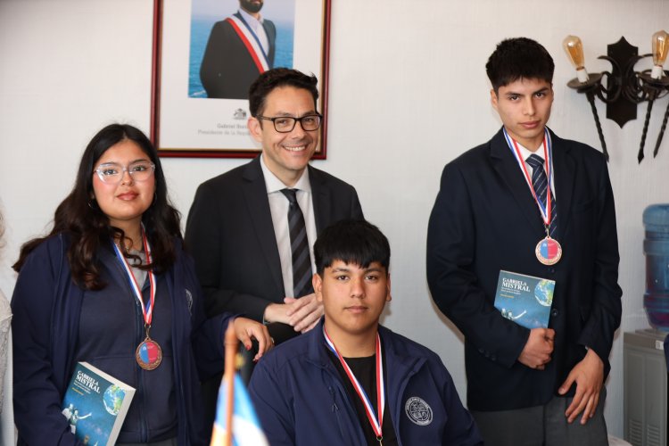 Con el respaldo del GORE: estudiantes de Pan de Azúcar ya piensan en un Torneo de Debate Regional para el próximo año
