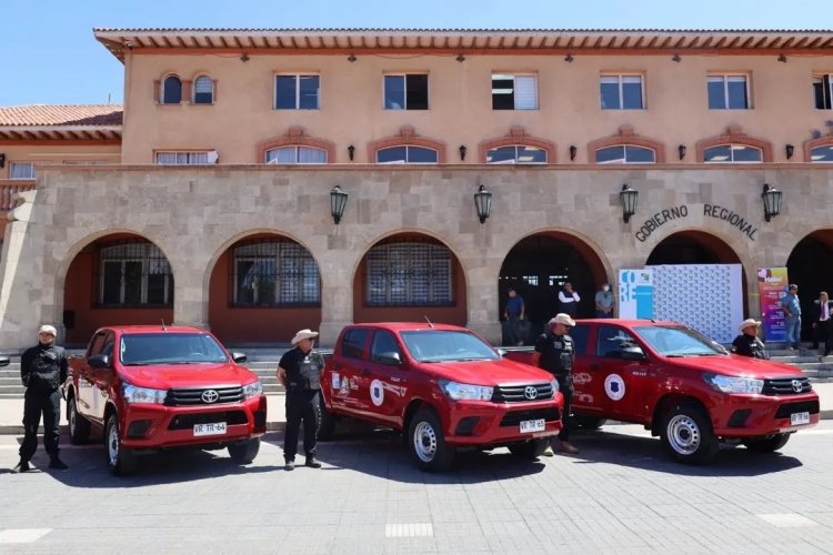 Gobierno Regional entrega 10 nuevos vehículos de seguridad para La Serena