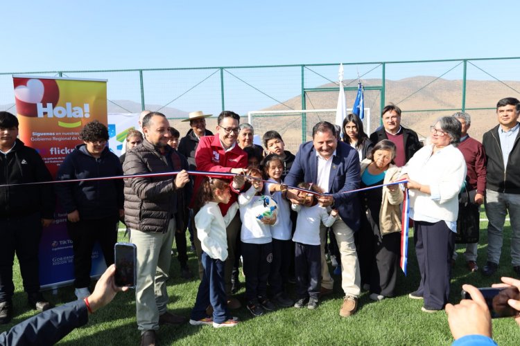 Canela inaugura cuatro nuevas obras deportivas en sectores rurales
